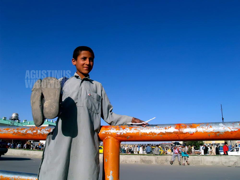 Shoeshiner Boy from Kabul