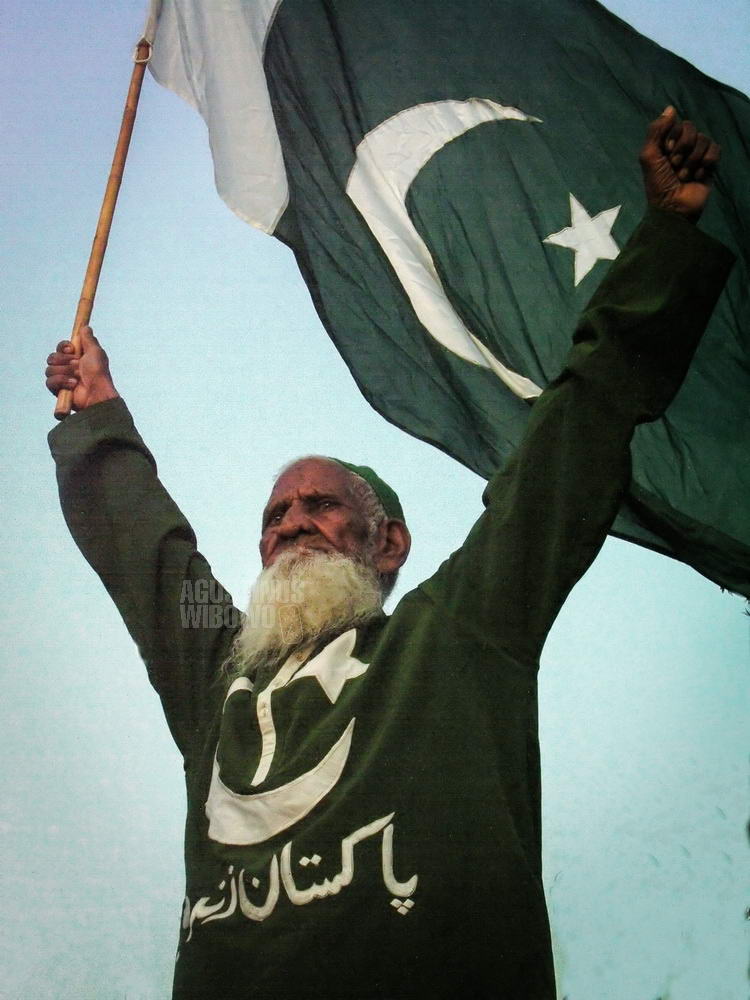 Long Live, Pakistan!